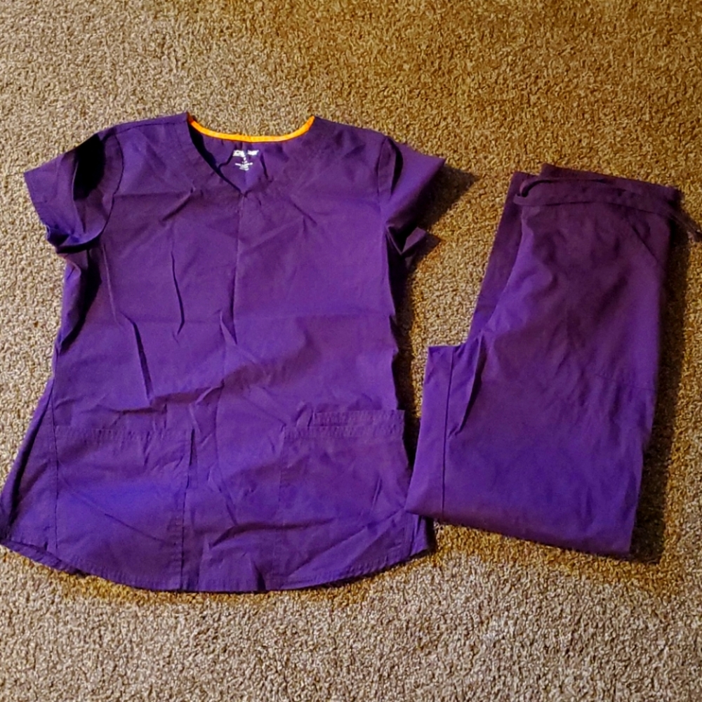 Scrubstar small scrubs